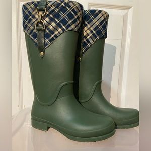Crocs Green Tall Rainboots size 8/ Excellent condition!